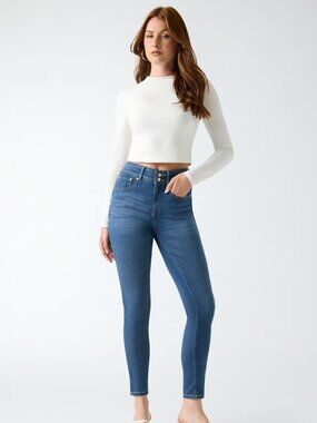 ✨ GUESS Eco Shape Up Skinny Jeans – Size 27 – Denim ✨